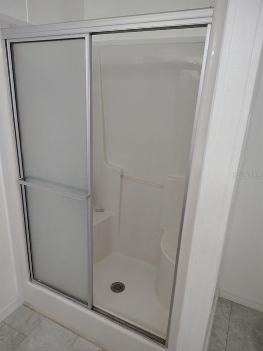 En Venta: $440,000 (4 camas, 3 baños, 2356 Pies cuadrados)