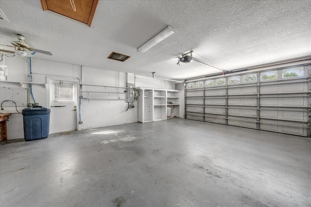 For Rent: $2,300 (3 beds, 2 baths, 2142 Square Feet)