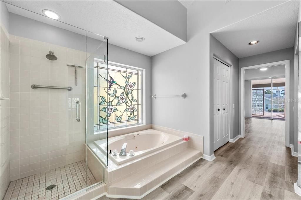 For Rent: $2,300 (3 beds, 2 baths, 2142 Square Feet)