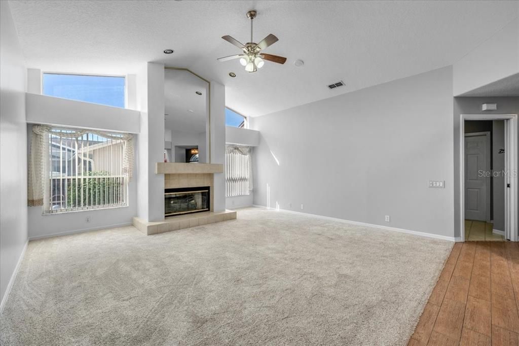 For Rent: $2,300 (3 beds, 2 baths, 2142 Square Feet)
