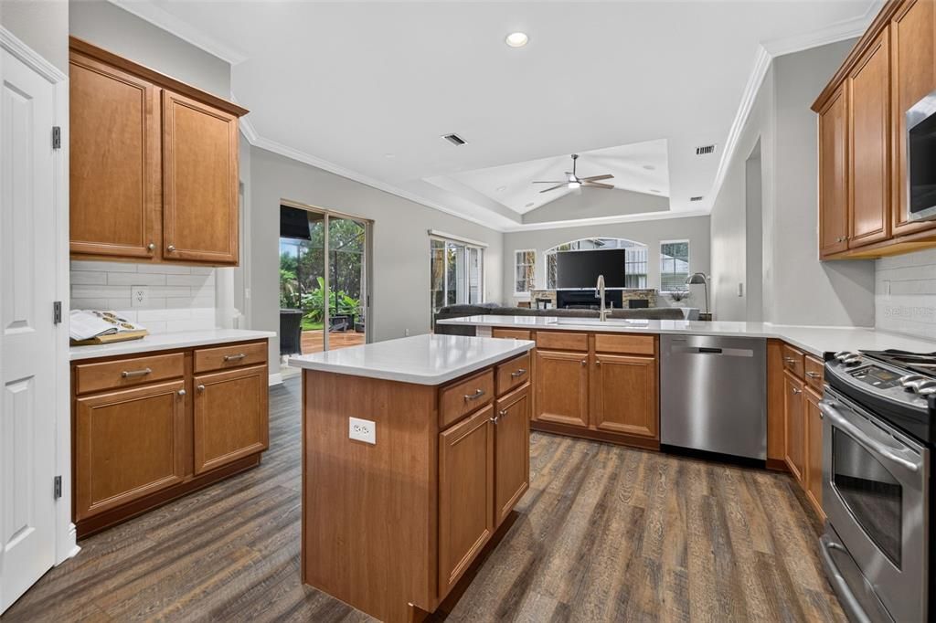 For Sale: $675,000 (5 beds, 4 baths, 3236 Square Feet)