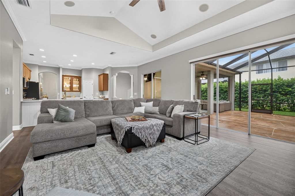 For Sale: $675,000 (5 beds, 4 baths, 3236 Square Feet)