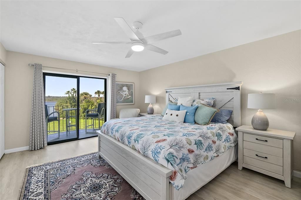 For Sale: $249,900 (2 beds, 2 baths, 1184 Square Feet)