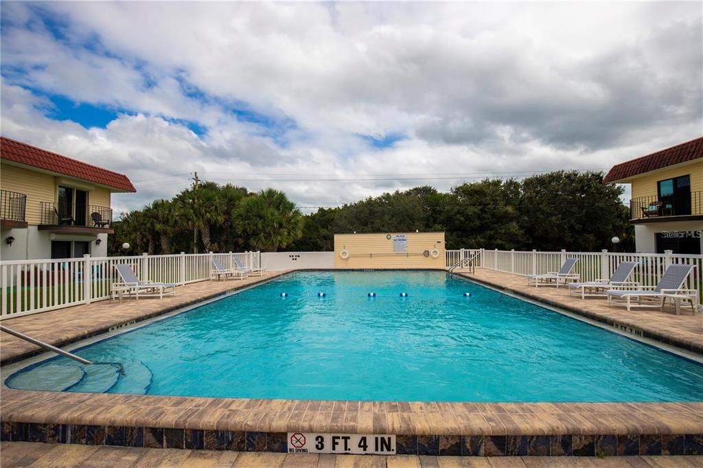 For Sale: $249,900 (2 beds, 2 baths, 1184 Square Feet)