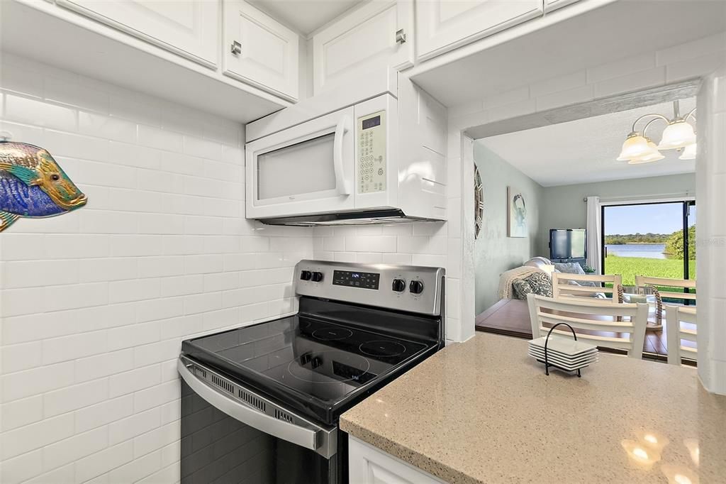 For Sale: $249,900 (2 beds, 2 baths, 1184 Square Feet)