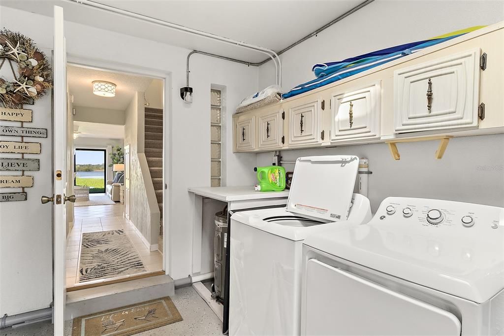 For Sale: $249,900 (2 beds, 2 baths, 1184 Square Feet)