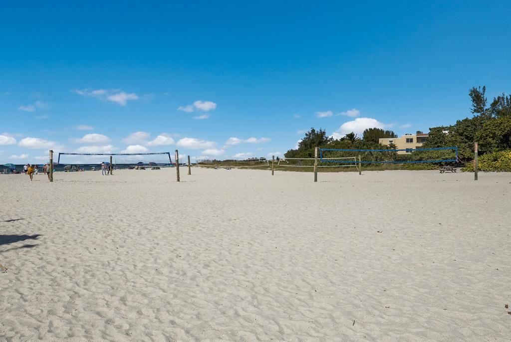 For Sale: $449,000 (3 beds, 2 baths, 1657 Square Feet)