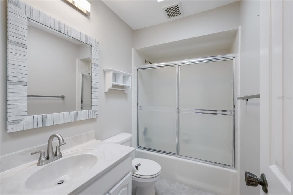 For Sale: $449,000 (3 beds, 2 baths, 1657 Square Feet)