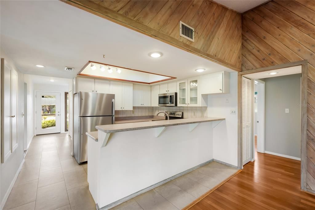 For Sale: $449,000 (3 beds, 2 baths, 1657 Square Feet)