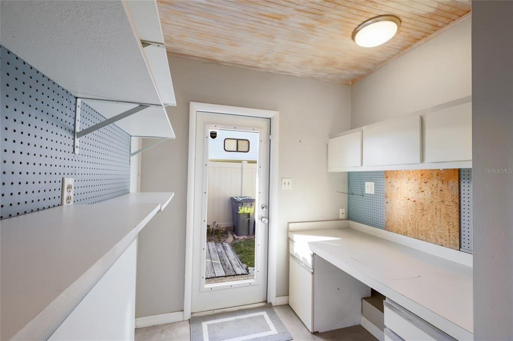 For Sale: $449,000 (3 beds, 2 baths, 1657 Square Feet)