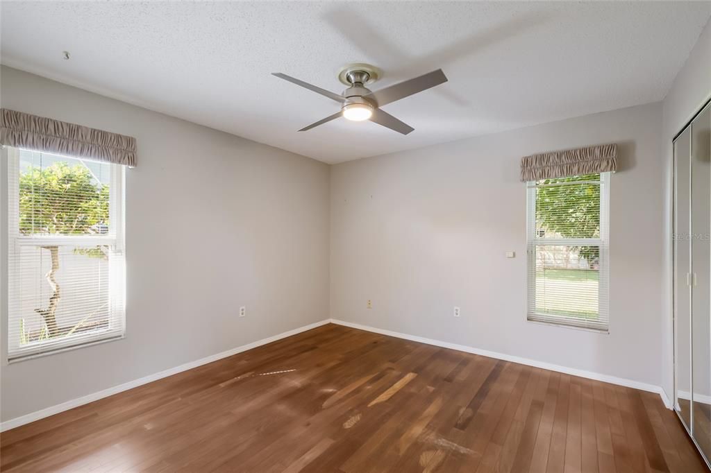 For Sale: $449,000 (3 beds, 2 baths, 1657 Square Feet)