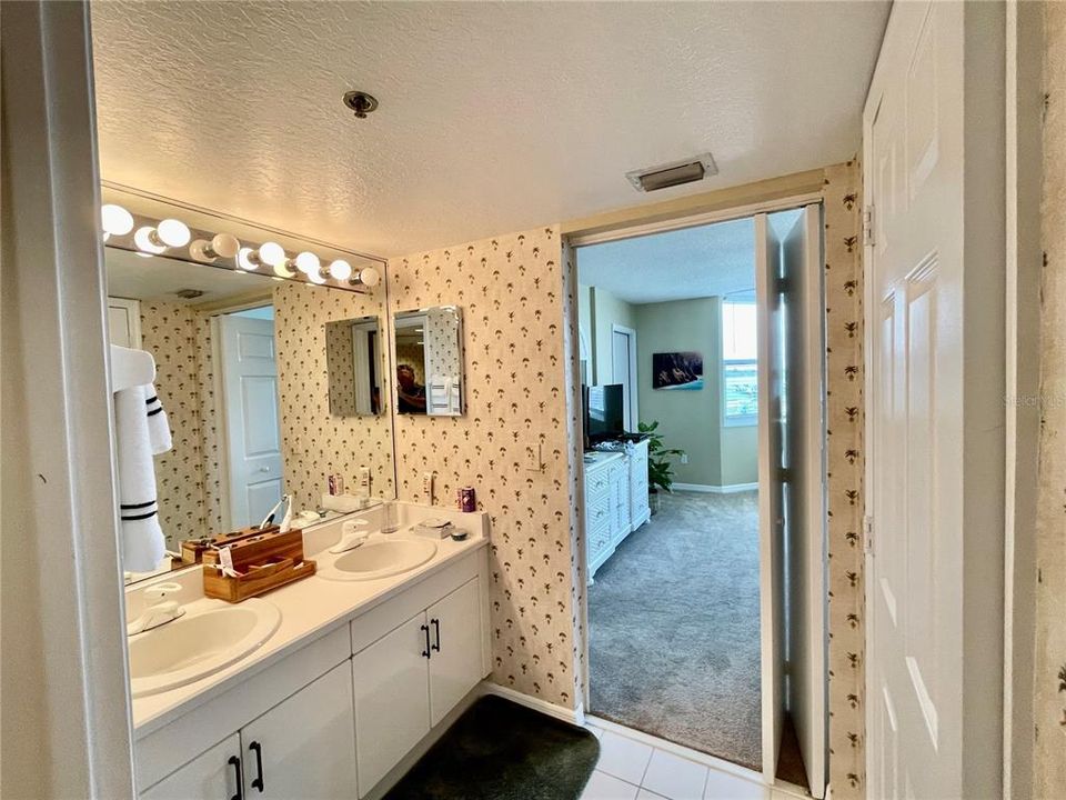 For Rent: $3,500 (3 beds, 2 baths, 1545 Square Feet)