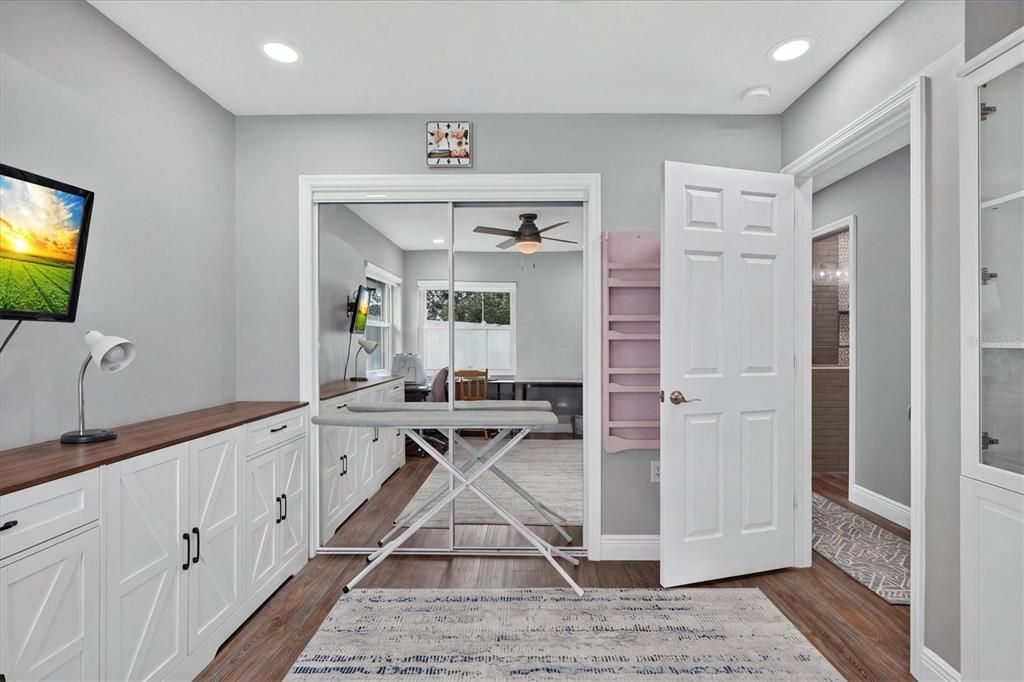 For Sale: $414,900 (3 beds, 2 baths, 1901 Square Feet)