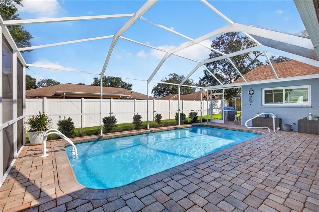 For Sale: $414,900 (3 beds, 2 baths, 1901 Square Feet)