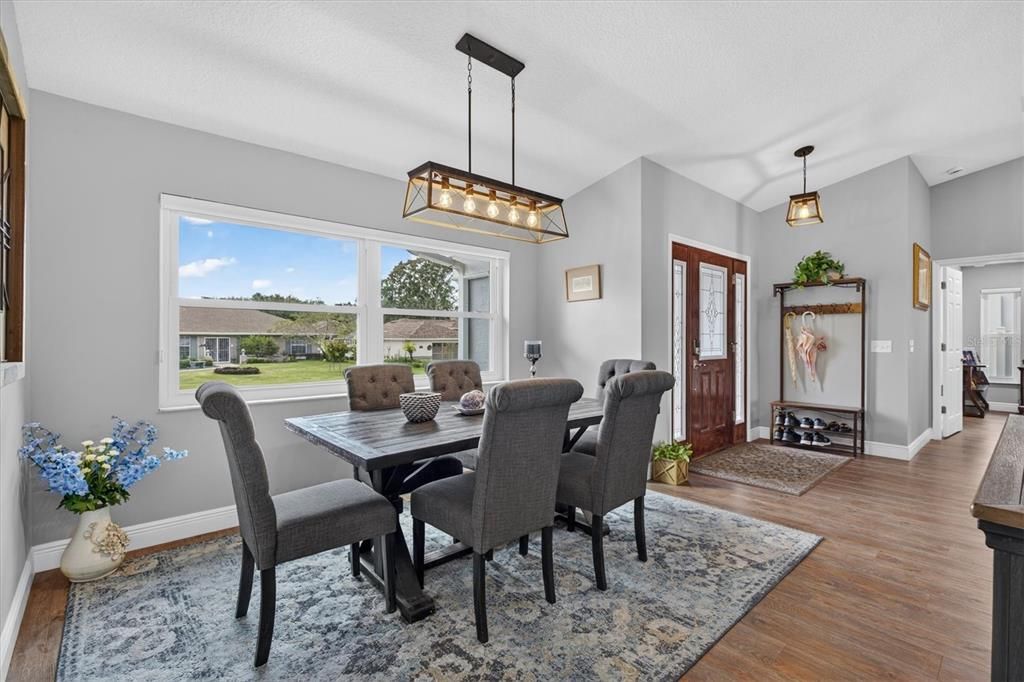 For Sale: $414,900 (3 beds, 2 baths, 1901 Square Feet)