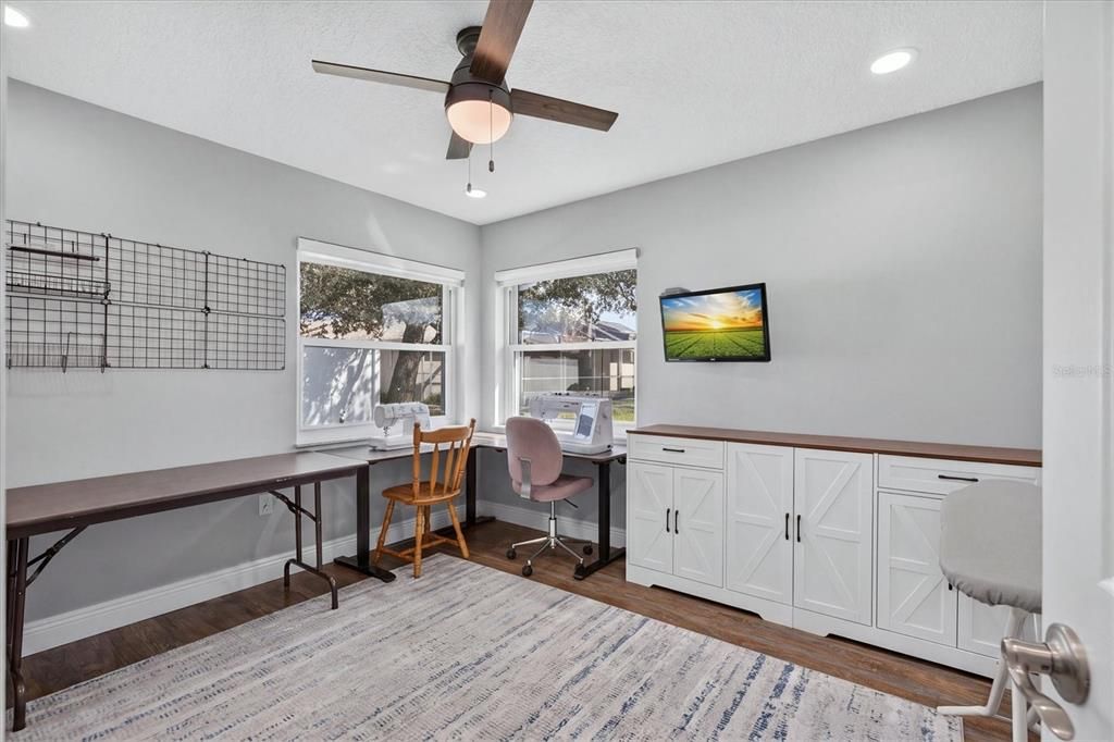 For Sale: $414,900 (3 beds, 2 baths, 1901 Square Feet)