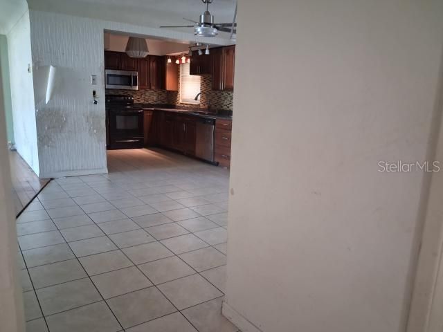 En Venta: $310,000 (3 camas, 2 baños, 1222 Pies cuadrados)