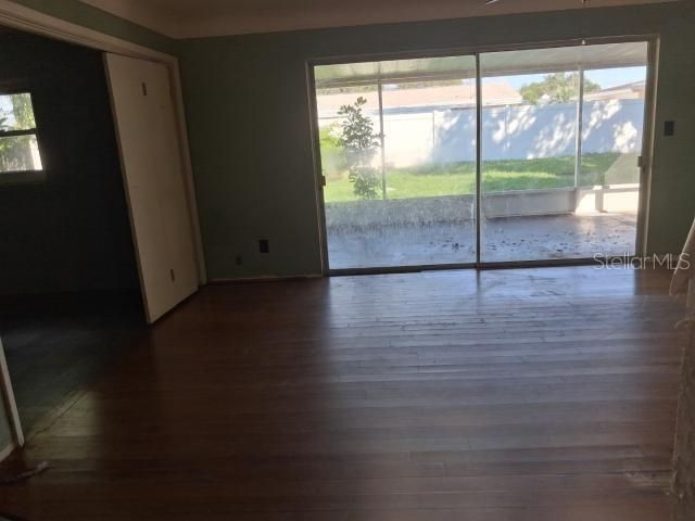 En Venta: $310,000 (3 camas, 2 baños, 1222 Pies cuadrados)
