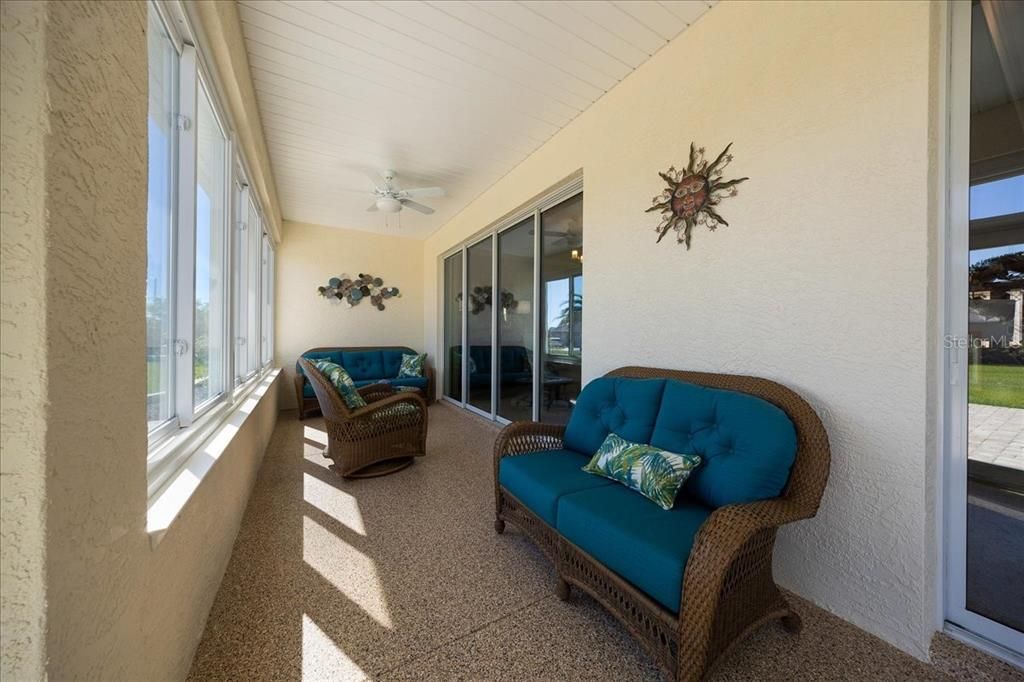 For Sale: $640,000 (3 beds, 3 baths, 2329 Square Feet)