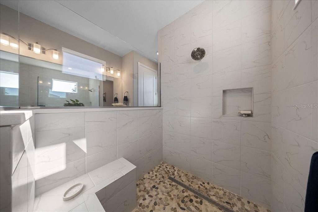 For Sale: $640,000 (3 beds, 3 baths, 2329 Square Feet)