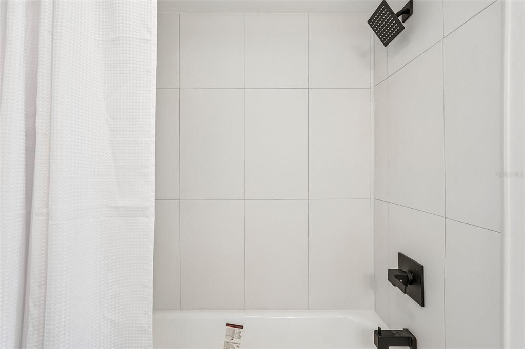 En Venta: $165,000 (2 camas, 2 baños, 919 Pies cuadrados)