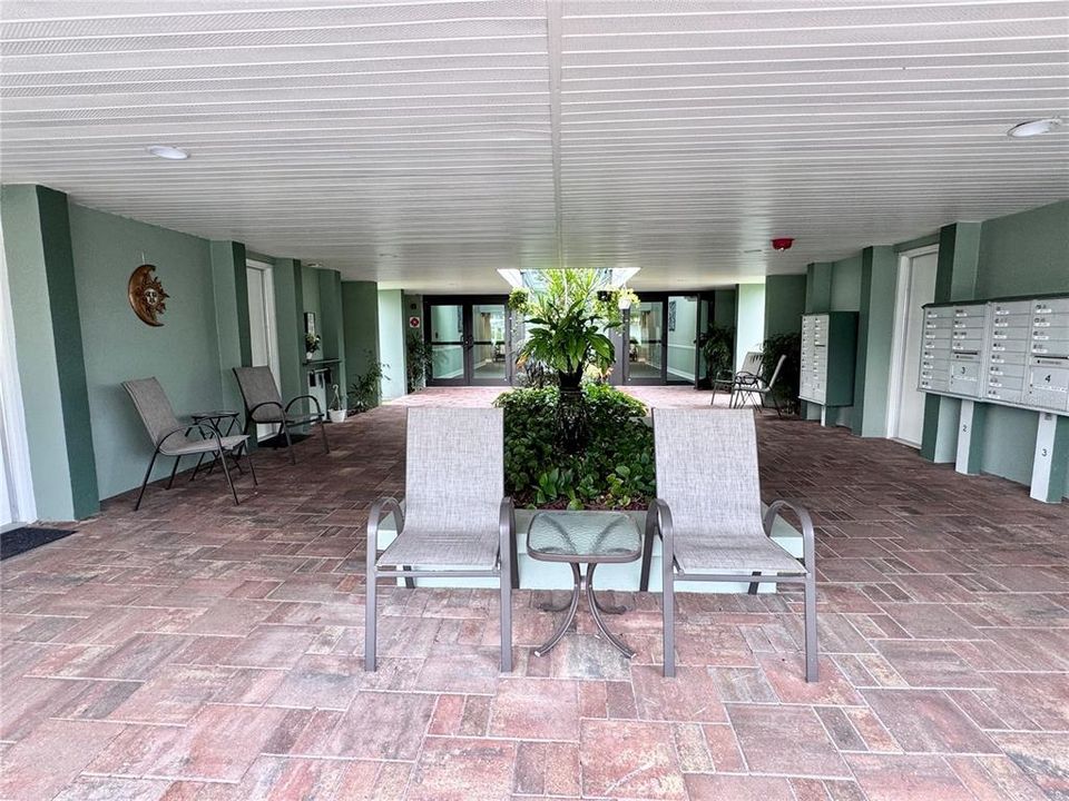 En Venta: $165,000 (2 camas, 2 baños, 919 Pies cuadrados)
