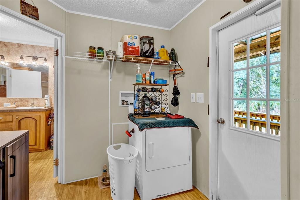 For Sale: $650,000 (3 beds, 2 baths, 1144 Square Feet)