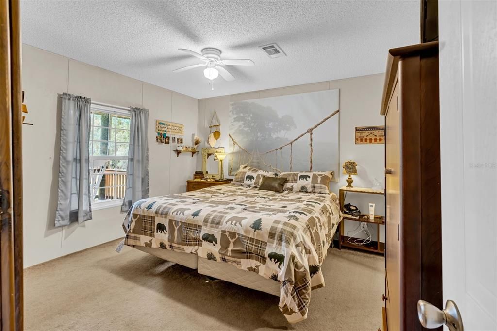 For Sale: $650,000 (3 beds, 2 baths, 1144 Square Feet)