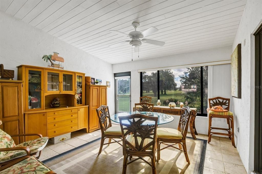 En Venta: $250,000 (2 camas, 2 baños, 1468 Pies cuadrados)