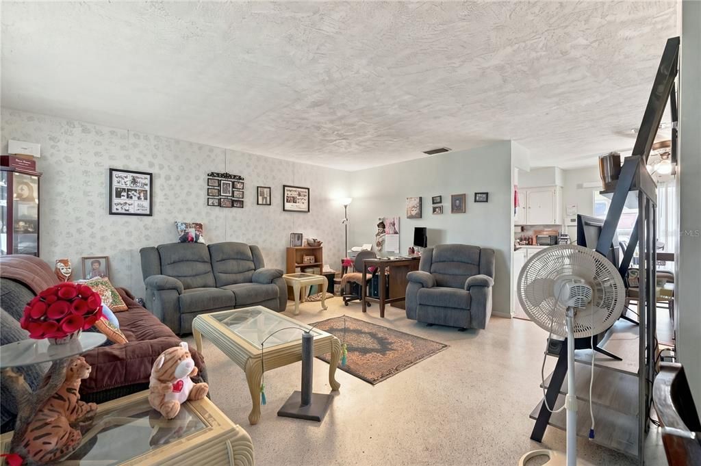En Venta: $199,900 (2 camas, 2 baños, 1176 Pies cuadrados)