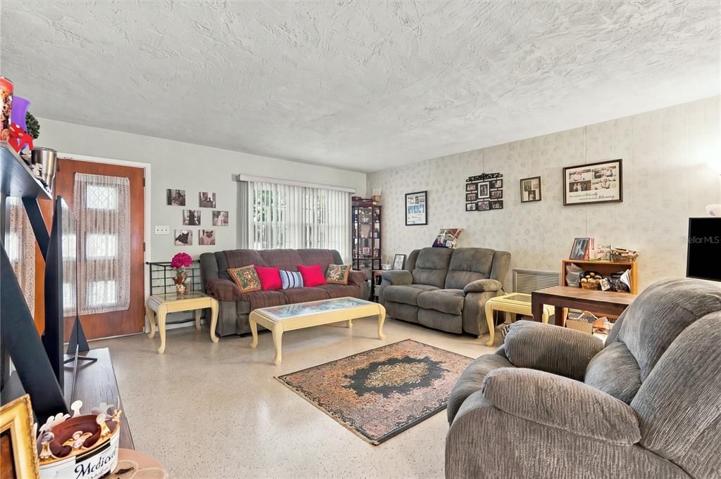 En Venta: $199,900 (2 camas, 2 baños, 1176 Pies cuadrados)
