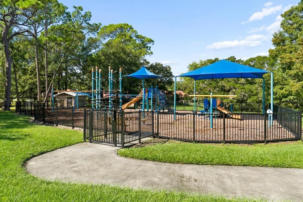 For Sale: $374,900 (2 beds, 2 baths, 1110 Square Feet)