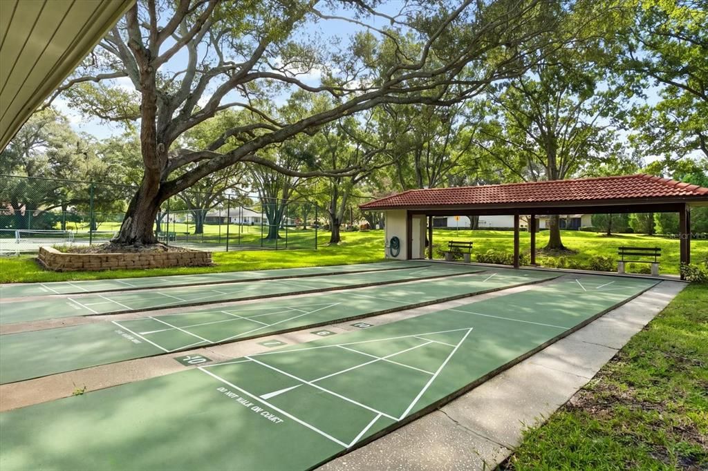 For Sale: $374,900 (2 beds, 2 baths, 1110 Square Feet)