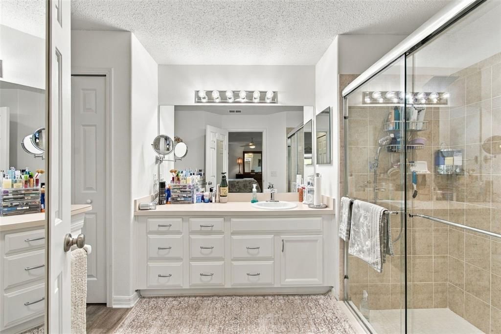 For Sale: $314,295 (2 beds, 2 baths, 1805 Square Feet)