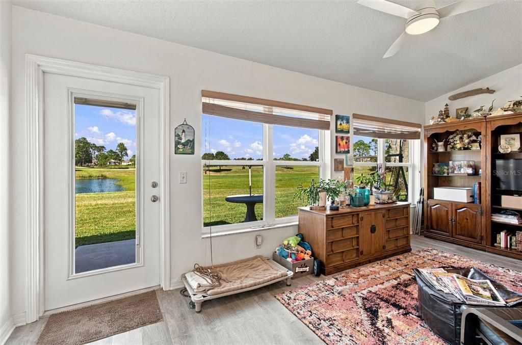For Sale: $314,295 (2 beds, 2 baths, 1805 Square Feet)