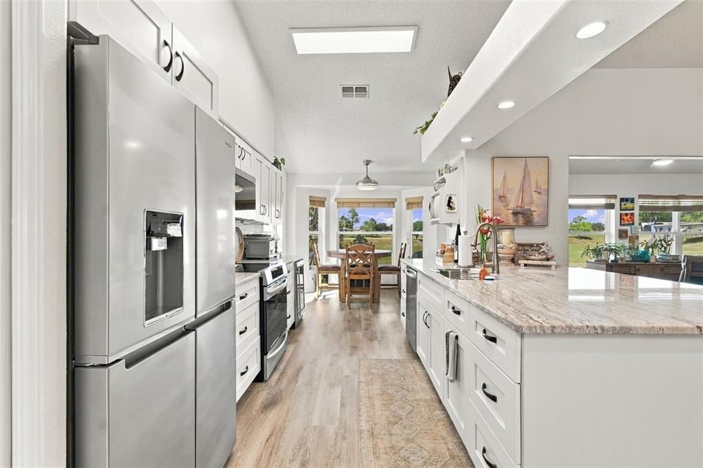 For Sale: $314,295 (2 beds, 2 baths, 1805 Square Feet)