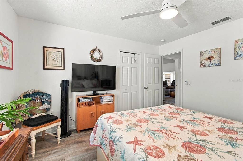 For Sale: $314,295 (2 beds, 2 baths, 1805 Square Feet)