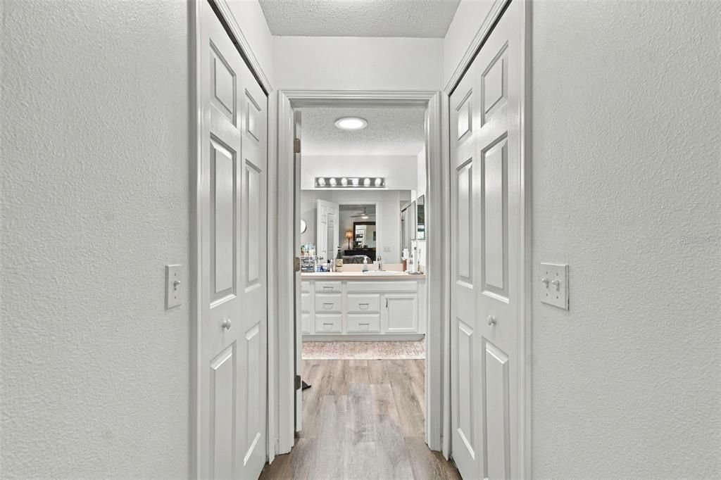 For Sale: $314,295 (2 beds, 2 baths, 1805 Square Feet)