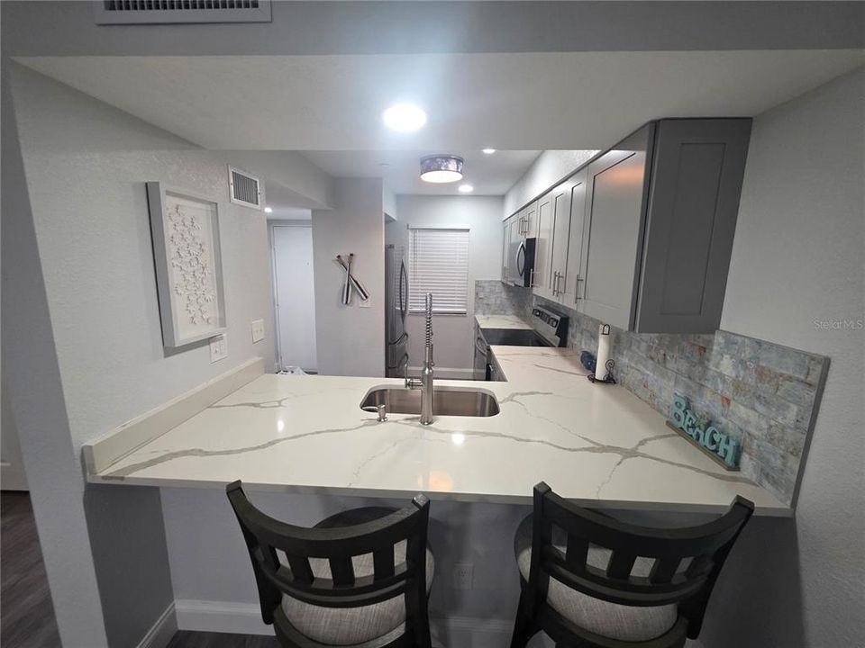 For Rent: $6,000 (2 beds, 2 baths, 1222 Square Feet)