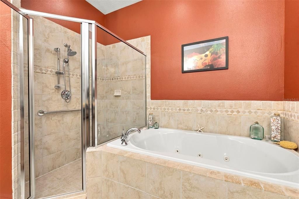 For Sale: $1,199,999 (3 beds, 3 baths, 2334 Square Feet)