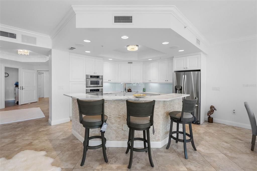 For Sale: $1,045,000 (3 beds, 2 baths, 2150 Square Feet)
