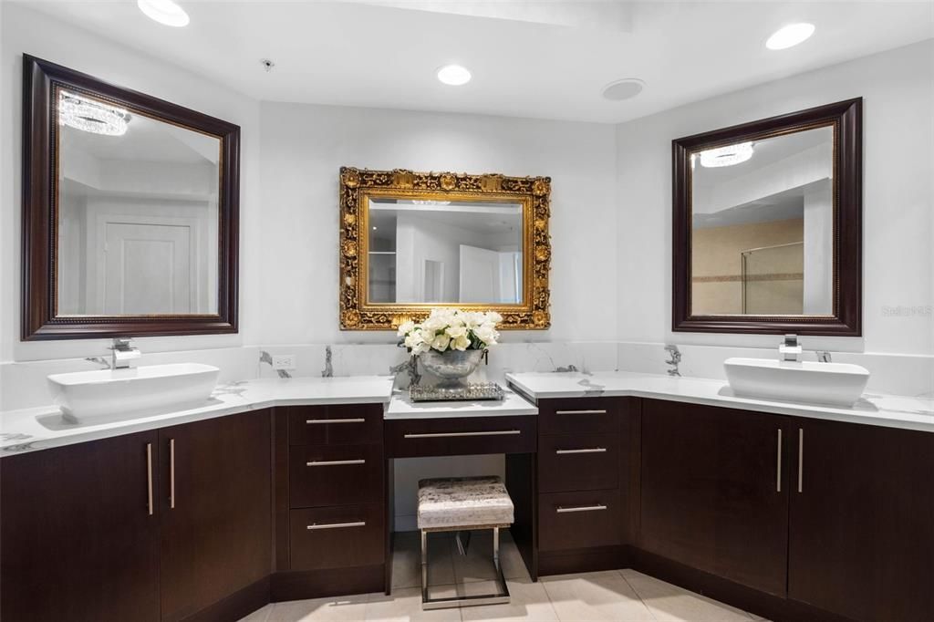 For Sale: $1,045,000 (3 beds, 2 baths, 2150 Square Feet)