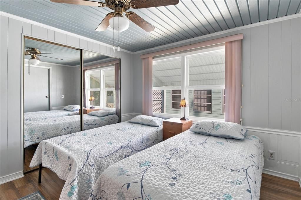 For Sale: $150,000 (2 beds, 2 baths, 1152 Square Feet)
