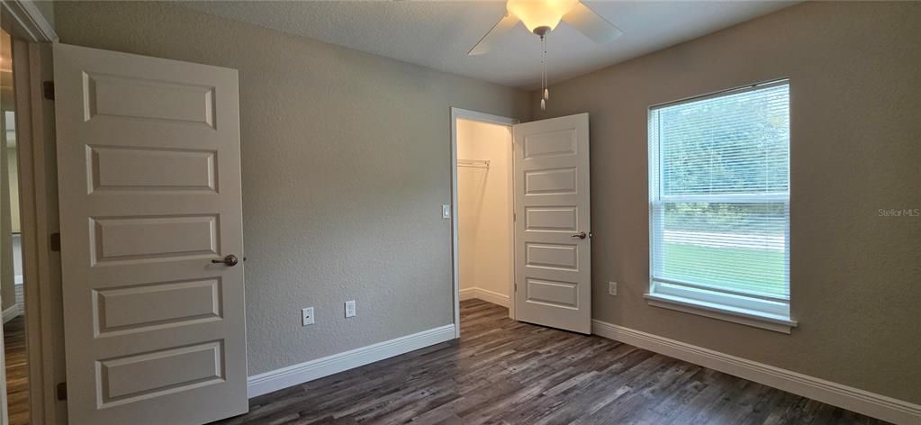 For Sale: $245,000 (3 beds, 2 baths, 1114 Square Feet)