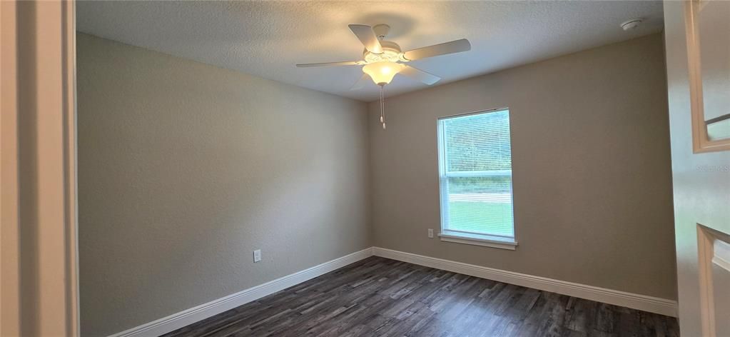 For Sale: $245,000 (3 beds, 2 baths, 1114 Square Feet)