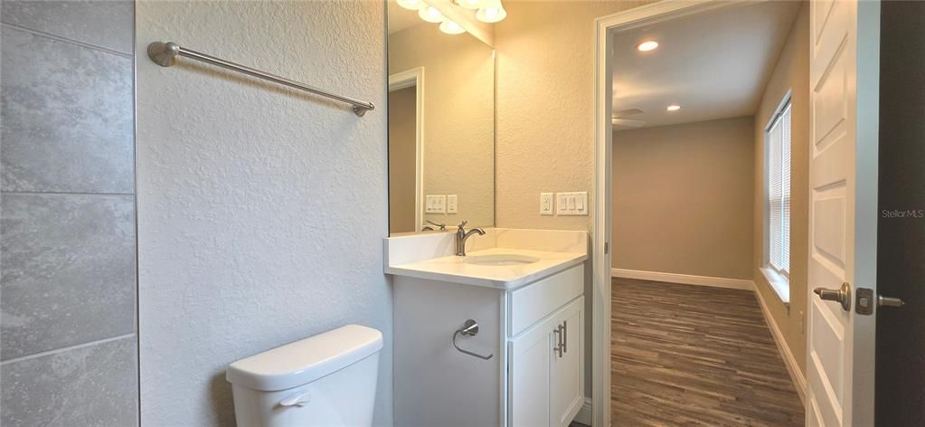 For Sale: $245,000 (3 beds, 2 baths, 1114 Square Feet)