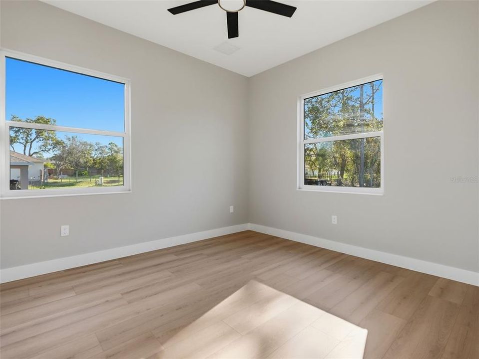 For Sale: $585,000 (3 beds, 2 baths, 2275 Square Feet)