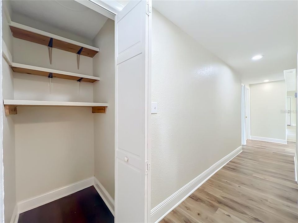 В аренду: $2,775 (2 спален, 2 ванн, 1068 Квадратных фут)
