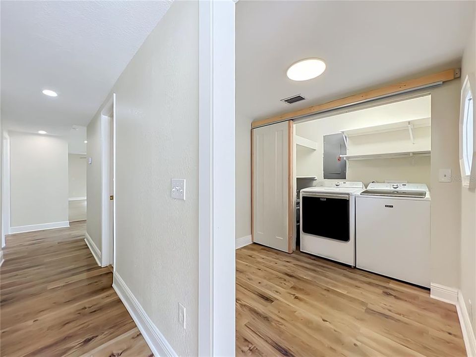 В аренду: $2,775 (2 спален, 2 ванн, 1068 Квадратных фут)