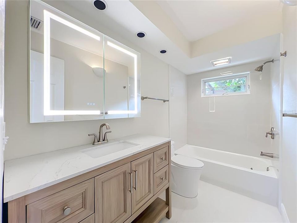 В аренду: $2,775 (2 спален, 2 ванн, 1068 Квадратных фут)